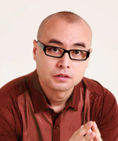 赵小明
心理学硕士、管理学硕士
7年临床精神分析师受训资历
心理信息植入、态度劝服、谈判专家
国家人力资源与社会保障部音乐治疗师认证指定讲师
本土化音乐治疗创始人